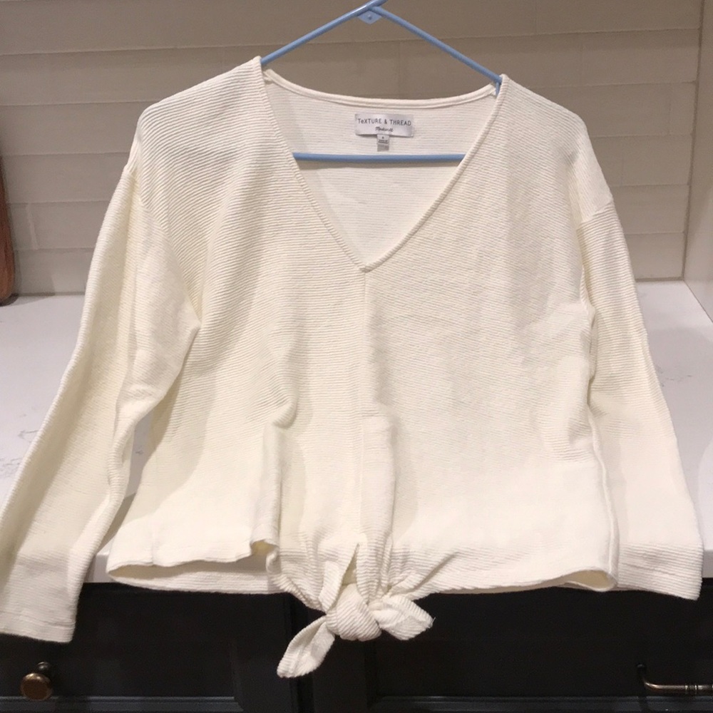 Cream cropped top with tie